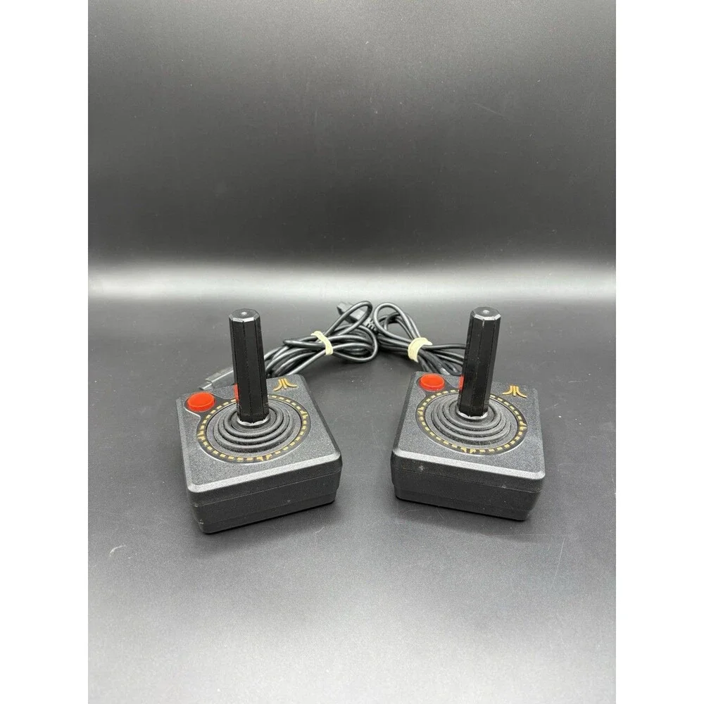 Atari Flashback 3 Console / With Controllers /Complete / Tested